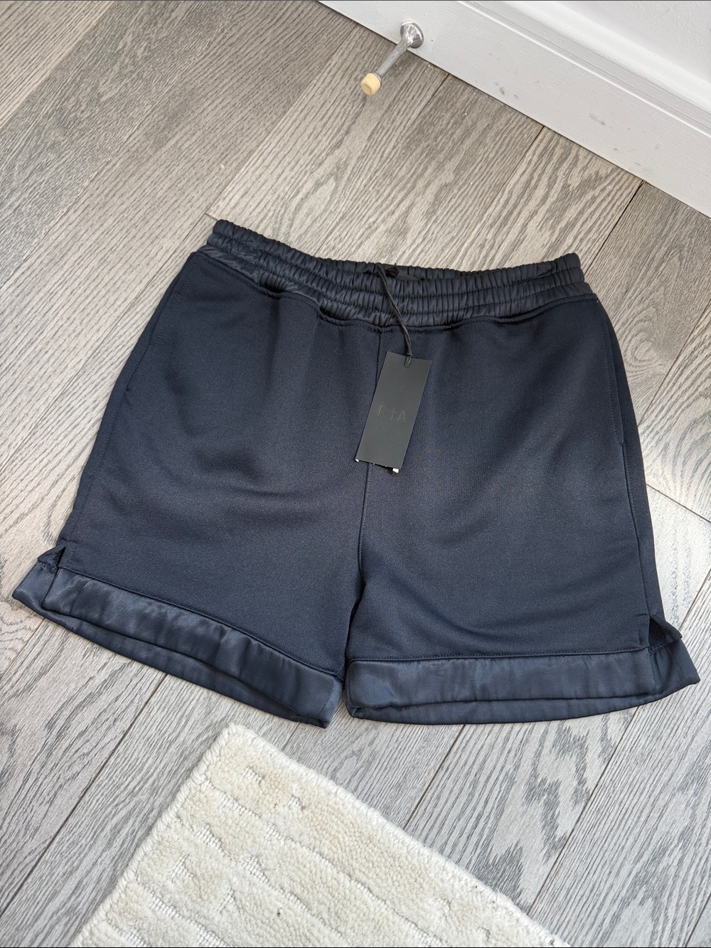 NWT RtA Navy Elastic Drawstring Waist Shorts
